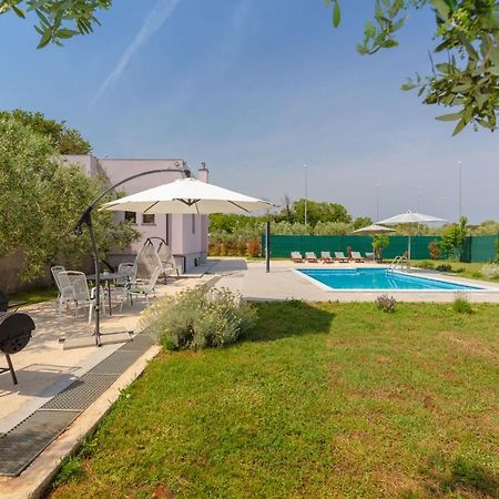 Villa Viola With Pool, Whirlpool, Playground & Bbq In A Olive Grove With Sea View, Near The Beach, Pomer - Istria Exterior photo