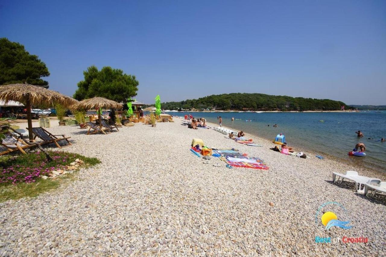 Villa Viola With Pool, Whirlpool, Playground & Bbq In A Olive Grove With Sea View, Near The Beach, Pomer - Istria Exterior photo